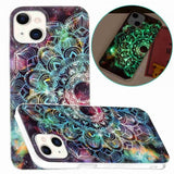 iPhone 14 Plus -kuoret (Mandala-kuvio)