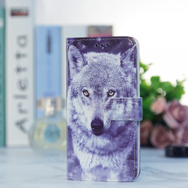iPhone 15 Plus Suojakuori Susi-aiheella
