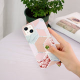 iPhone 15 Plus Kuori Marmorikuvio Punainen Vaaleanpunainen