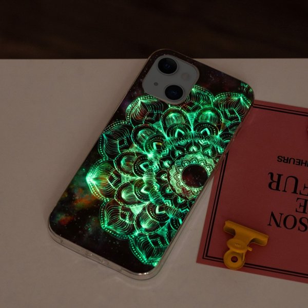 iPhone 15 Plus Suojakuori Avaruusmandala-kuvio