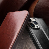 Qialino iPhone 15 Pro Max -kotelo, aitoa nahkaa, ruskea