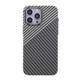 iPhone 15 Pro Max Kuori Hiilikuitukuvio Musta Valkoinen
