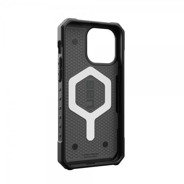 Urban Armor Gear (UAG) iPhone 15 Pro Max Kuori Pathfinder SE MagSafe Geo Camo