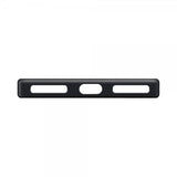 Xqisit iPhone 15 Pro Max -silikonikuori MagSafella, musta