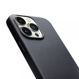 Qialino iPhone 15 Pro -kuori, keinonahkaa, MagSafe, musta