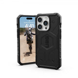 Urban Armor Gear (UAG) iPhone 15 Pro -suojakuori Pathfinder MagSafe musta