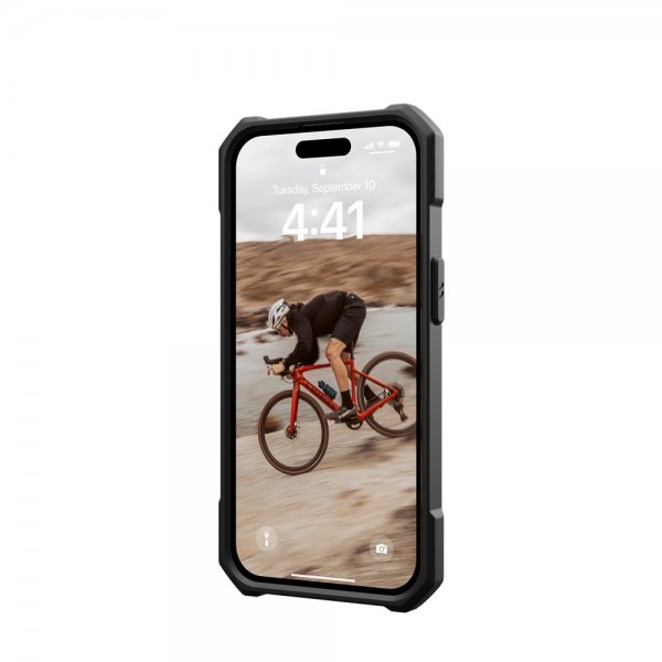 Urban Armor Gear (UAG) iPhone 15 Essential Armor MagSafe -suojakuori, musta