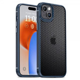 Ipaky iPhone 15 -kuori hiilikuitukuvioinnilla, sininen