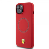 Ferrari iPhone 15 Silikonikuori MagSafe Punainen