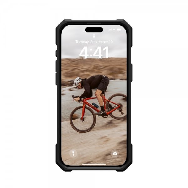 Urban Armor Gear (UAG) iPhone 16 Plus -suojakuori Essential Armor MagSafe, musta