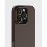 holdit iPhone 16 Pro Kuori Silikoni Chocolate