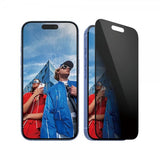 PanzerGlass iPhone 15/iPhone 16 -näytönsuoja Ultra-Wide Fit Privacy EasyAligner