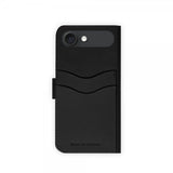 Ideal of Sweden iPhone Air -suojakuori Magnet Wallet+ MagSafe, musta