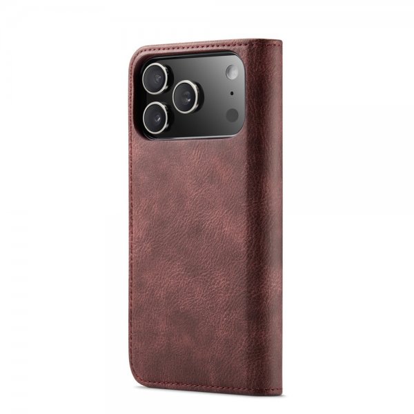 Dg.Ming iPhone 17 Pro -kotelo irrotettavalla kuorella, punainen