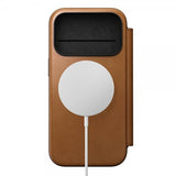 Nomad iPhone 17 Pro Modern Leather Folio -suojakotelo, English Tan