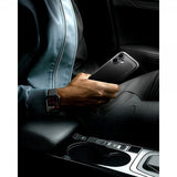 Spigen iPhone 17 -kuori Rugged Armor MagFit Matte Black