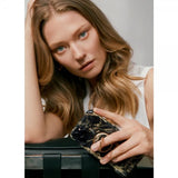 Ideal of Sweden iPhone 6/6S/7/8/SE Kuori Fashion Case Golden Smoke Marble