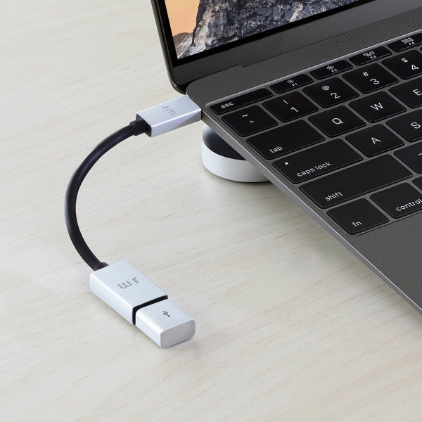 Just Mobile Adapteri USB-C–USB AluCable Musta Hopea