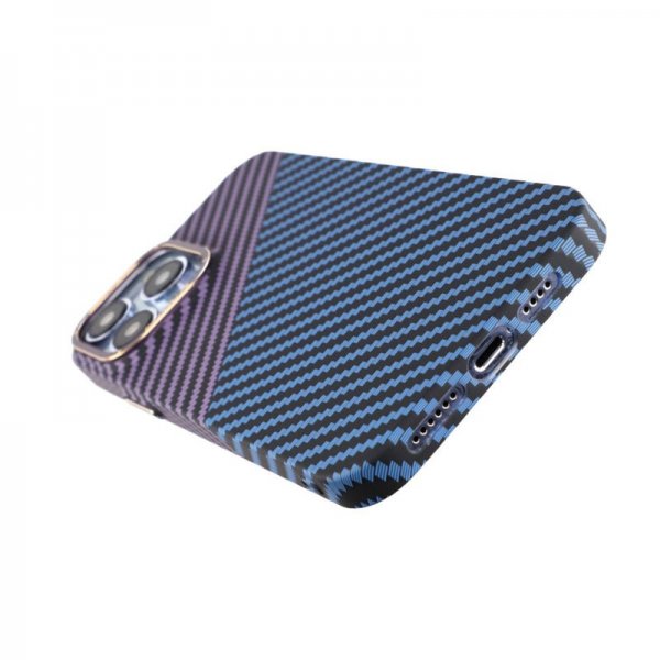 iPhone 13 Pro Max -kuoret hiilikuitukuvioinnilla, sininen-violetti