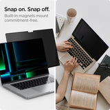 Spigen MacBook Pro 14 M1/M2/M3/M4/M5 Näytönsuoja Safe View