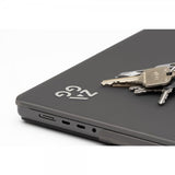 ZAGG MacBook Pro 16 M1 (A2485)/M2 (A2780)/M3 (A2991) -suojakotelo, Hardshell, Smoke