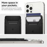 Spigen MagSafe korttikotelo Rugged Armor 3 Cards MagFit Musta