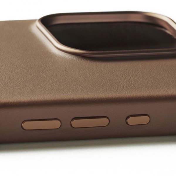 Mujjo iPhone 16 Pro Max -kotelo täysnahkaa, Dark Tan