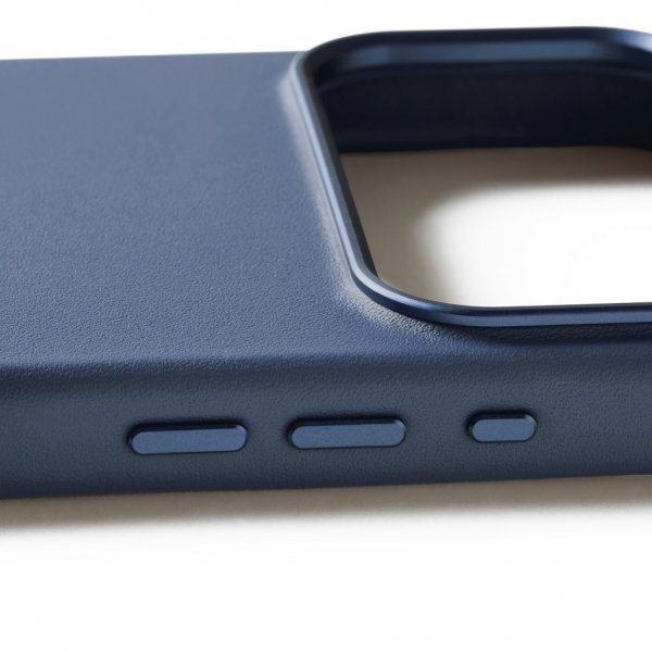 Mujjo iPhone 17 Pro Max -suojakuori täydellä nahalla MagSafe Monaco Blue