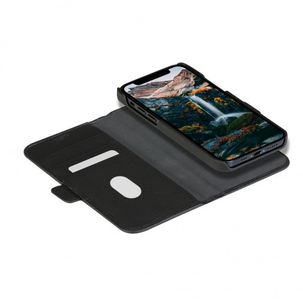 dbramante1928 iPhone 13 Pro -kotelo New York Irrotettava kuori Night Black