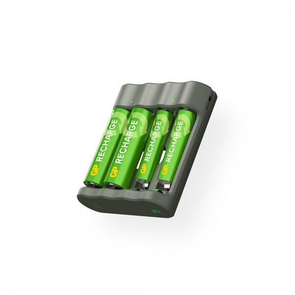 GP Recharge akkulaturi AA- ja AAA-paristoilla