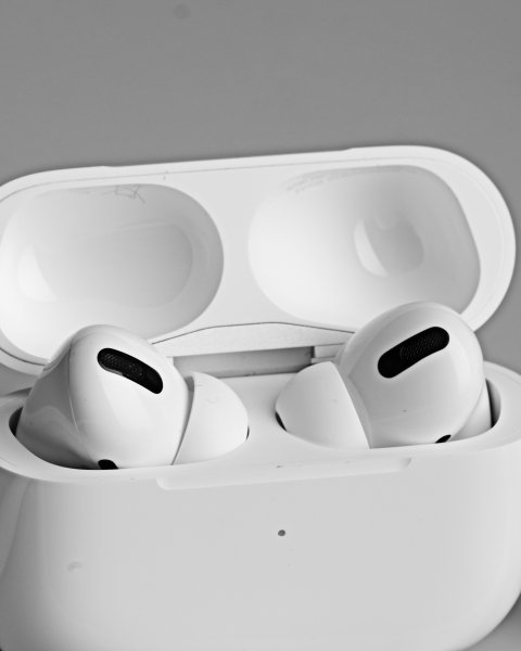 Begagnad Apple AirPods Pro (gen 1) Grade A