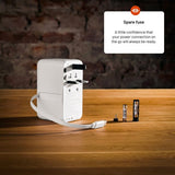 Kiinteä matkalaturi Voyager World Adapter 85W