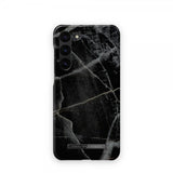 Ideal of Sweden Samsung Galaxy S23 Kuori Fashion Case Black Thunder Marble