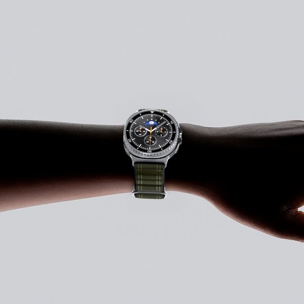 Spigen Samsung Galaxy Watch 8 40/44mm/Classic 46mm ranneke WBF0 vihreä