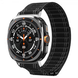 Spigen Samsung Galaxy Watch Ultra 47mm ranneke WBF0 Musta