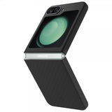Spigen Samsung Galaxy Z Flip 5 -suojakuori Air Skin, musta