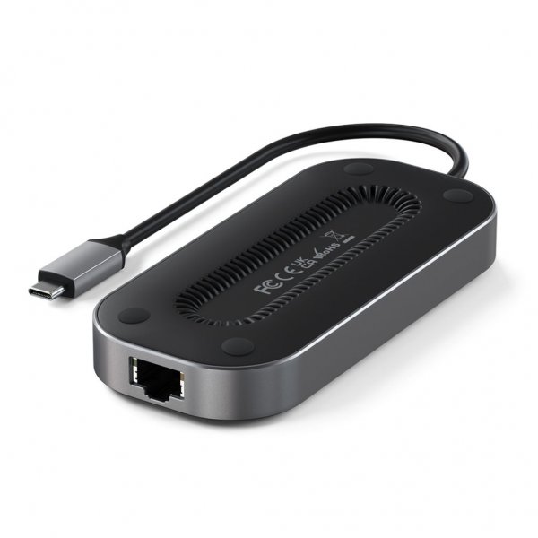 Satechi USB-4 Multiport-adapteri 2.5G Ethernetillä
