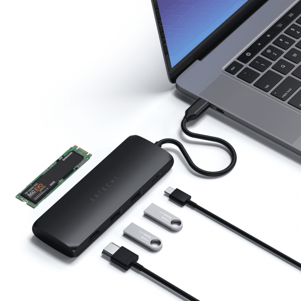 Satechi USB-C HYBRID integroidulla SSD-tallennusmahdollisuudella, musta