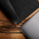Mujjo MacBook Sleeve 13" Ruskea Musta