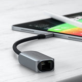 Satechi-sovitin USB-C 2.5 Gigabit Ethernet