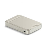 Satechi OntheGo Qi2 10K MagSafe-varavirtalähde jalustalla, hiekanvärinen