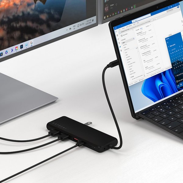 Satechi 13-in-1 USB-C Triple Display Multiport-sovitin