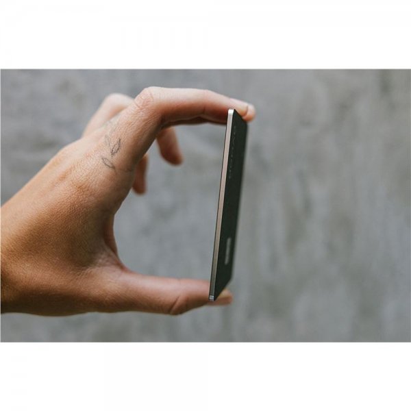 Nomad Tracking Card Pro, musta