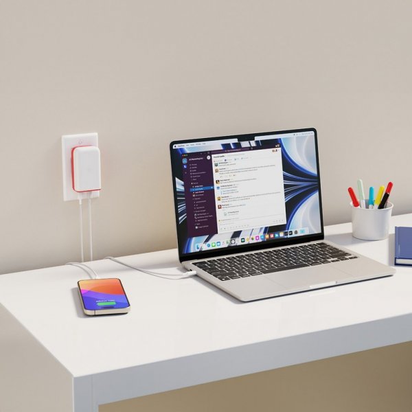 Twelve South Laturi PlugBug 50W ja Salli-toiminto