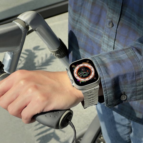 Just Mobile Apple Watch Ultra 49 mm ranneke titaani